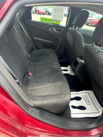 Photo of 2016 Velvet Red Pearlcoat Chrysler 200