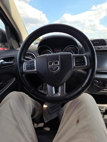 Photo of 2019 White Dodge Journey