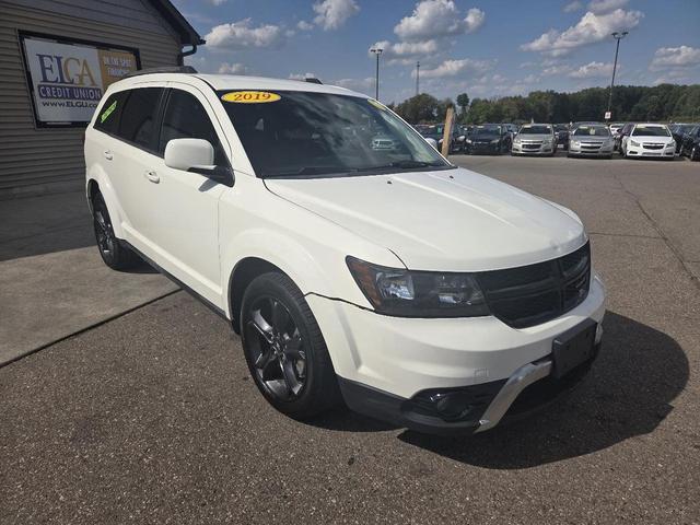 Photo of 2019 White Dodge Journey