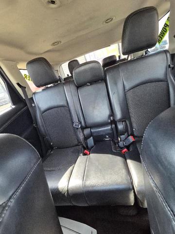 Photo of 2019 White Dodge Journey