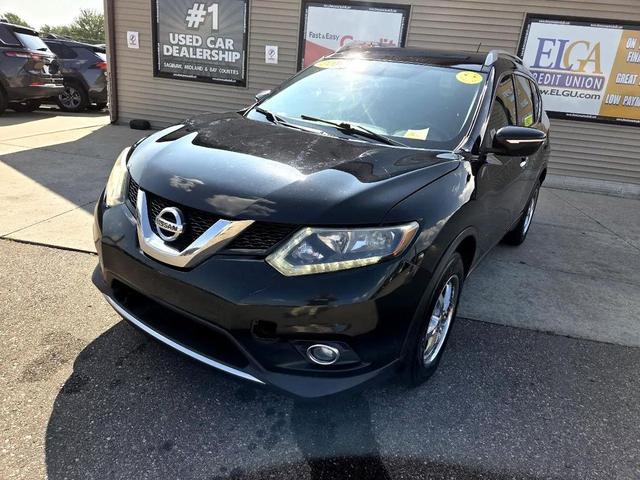Photo of 2014 Super Black Nissan Rogue