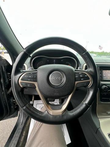 Photo of 2014 Brilliant Black Crystal Pearlcoat Jeep Grand Cherokee
