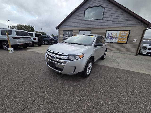 Photo of 2014 Ingot Silver Metallic Ford Edge