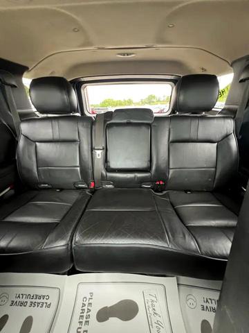 Photo of 2008 Gray Hummer H2