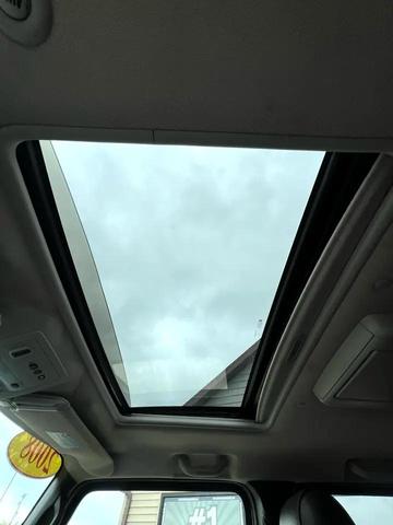 Photo of 2008 Gray Hummer H2