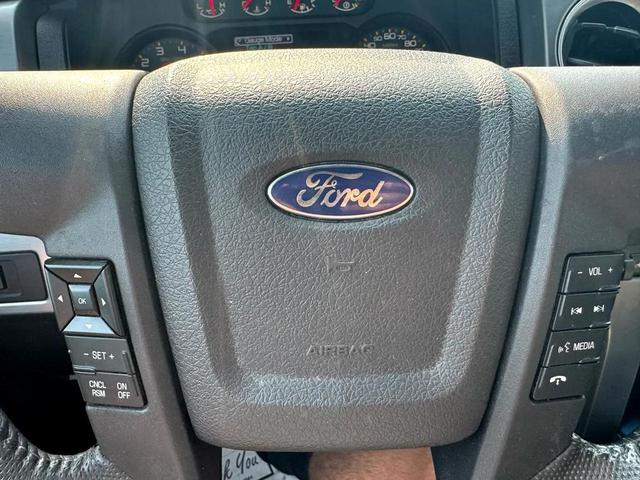 Photo of 2013 Tuxedo Black Metallic Ford F-150
