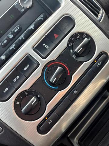Photo of 2010 Ingot Silver Metallic Ford Edge