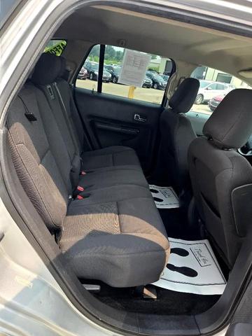 Photo of 2010 Ingot Silver Metallic Ford Edge