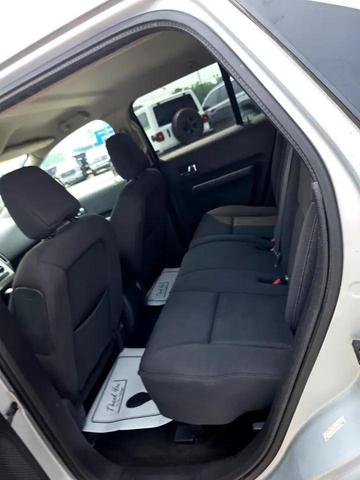 Photo of 2010 Ingot Silver Metallic Ford Edge