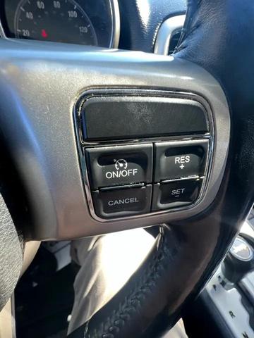 Photo of 2012 Black Jeep Grand Cherokee