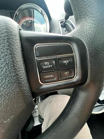 Photo of 2017 White Knuckle Clearcoat Dodge Grand Caravan