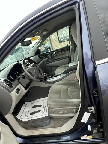 Photo of 2014 Atlantis Blue Metallic Buick Enclave