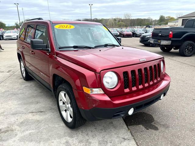 Photo of 2013 Burgundy Jeep Patriot