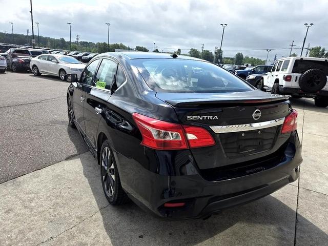 Photo of 2016 Super Black Nissan Sentra