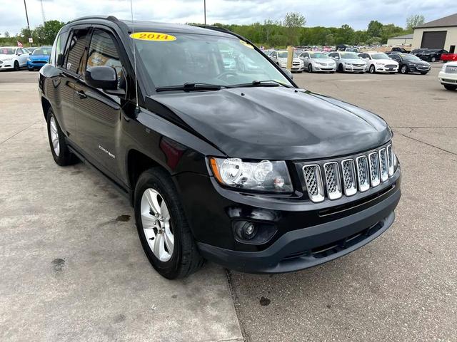 Photo of 2014 Black Clearcoat Jeep Compass