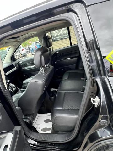 Photo of 2014 Black Clearcoat Jeep Compass