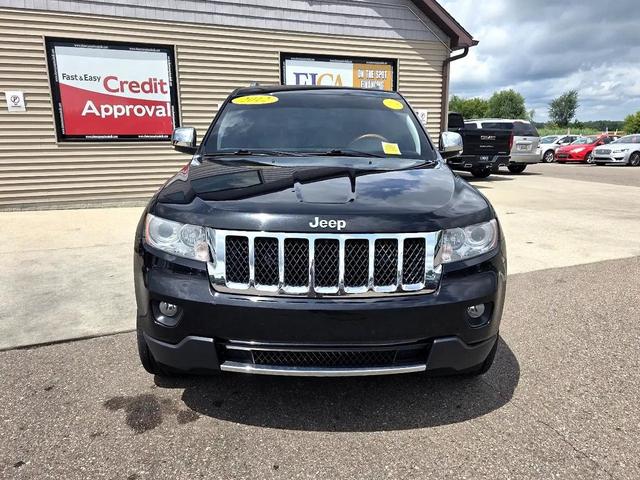Photo of 2012 Brilliant Black Crystal Pearlcoat Jeep Grand Cherokee