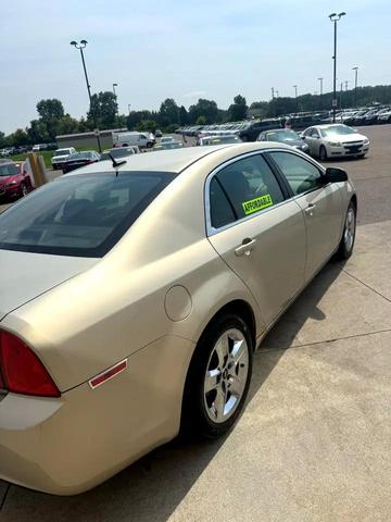 Photo of 2010 TAN Chevrolet Malibu