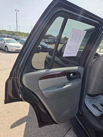 Photo of 2006 Onyx Black GMC Envoy