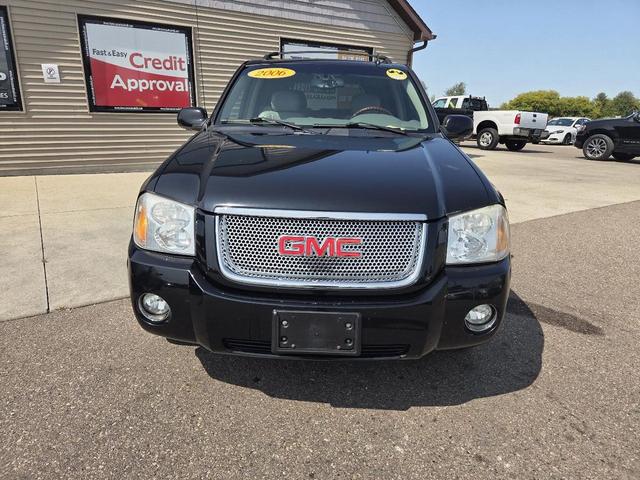 Photo of 2006 Onyx Black GMC Envoy