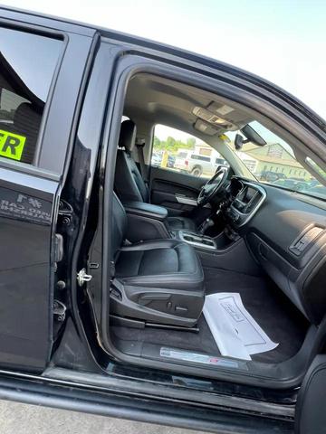 Photo of 2019 Black Chevrolet Colorado