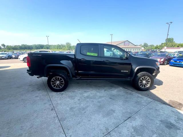 Photo of 2019 Black Chevrolet Colorado