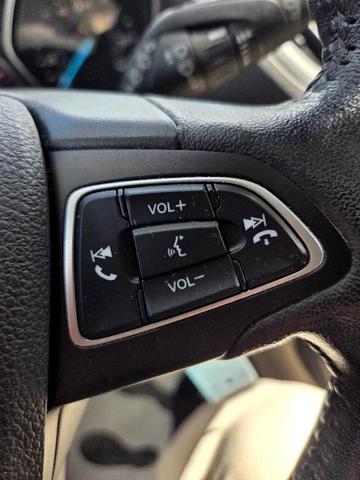 Photo of 2018 Ingot Silver Metallic Ford Escape