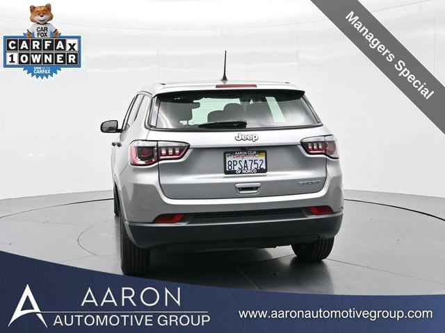 Photo of 2020 Billet Silver Metallic Clearcoat Jeep Compass