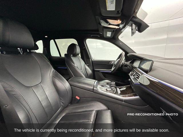 Photo of 2021 Black Sapphire Metallic BMW X5