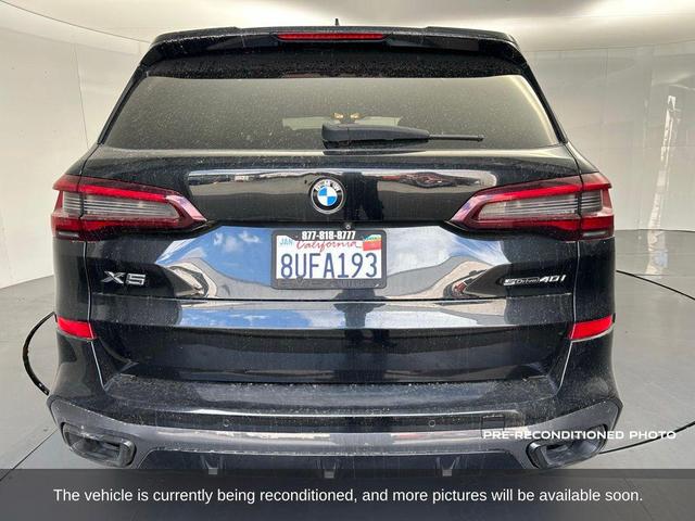 Photo of 2021 Black Sapphire Metallic BMW X5