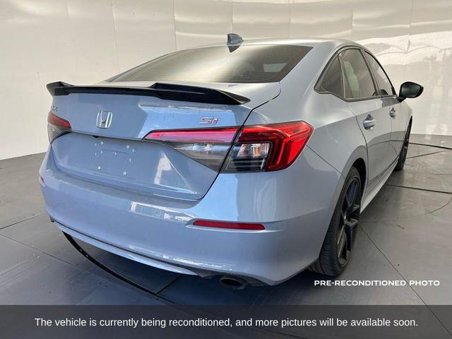 Photo of 2022 Sonic Gray Pearl Honda Civic Si