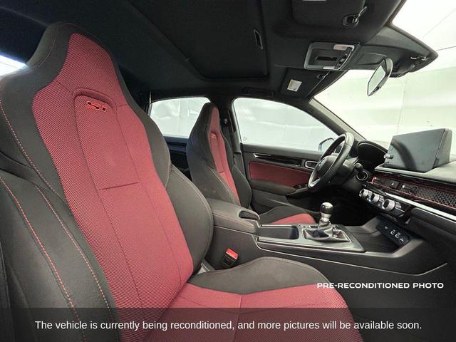 Photo of 2022 Sonic Gray Pearl Honda Civic Si