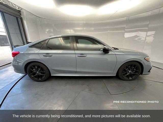 Photo of 2022 Sonic Gray Pearl Honda Civic Si