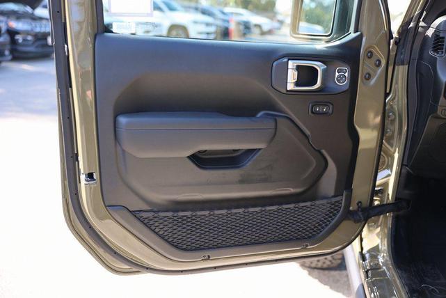 Photo of 2025 41 Jeep Wrangler 4xe