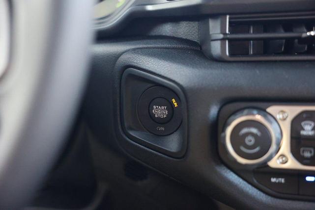 Photo of 2025 41 Jeep Wrangler 4xe