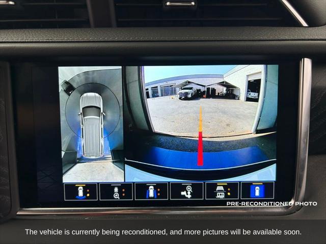 Photo of 2023 Summit White GMC Yukon