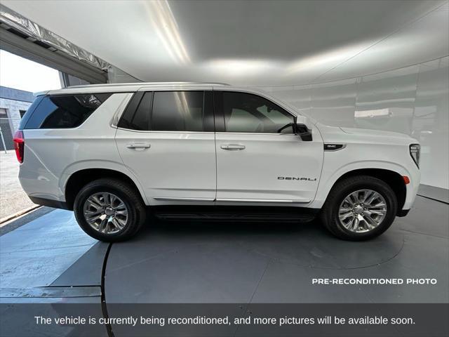Photo of 2023 Summit White GMC Yukon