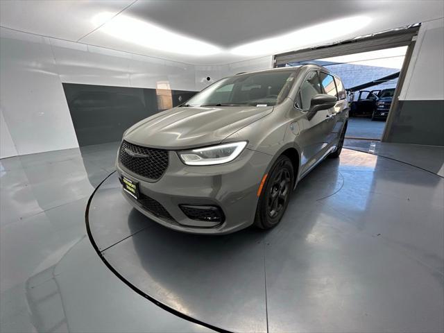 2021 Chrysler Pacifica Hybrid