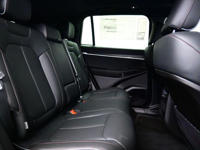 Photo of 2025 Baltic Gray Metallic Clearcoat Jeep Wagoneer S