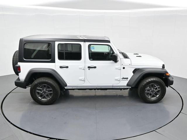 Photo of 2025 Bright White Clearcoat Jeep Wrangler