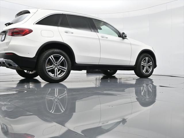 Photo of 2021 Polar White Mercedes-Benz GLC 300