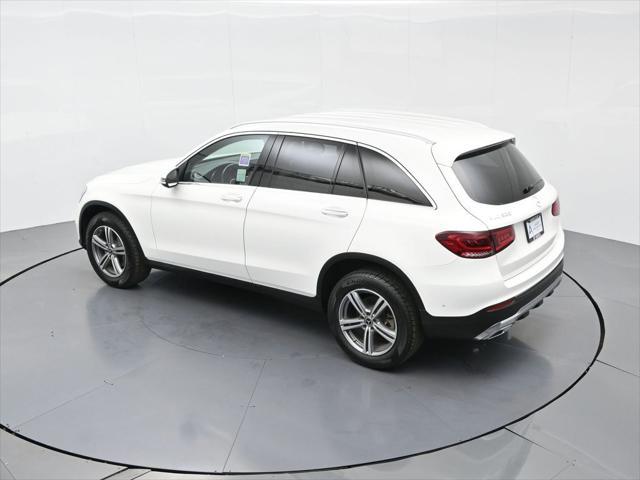 Photo of 2021 Polar White Mercedes-Benz GLC 300