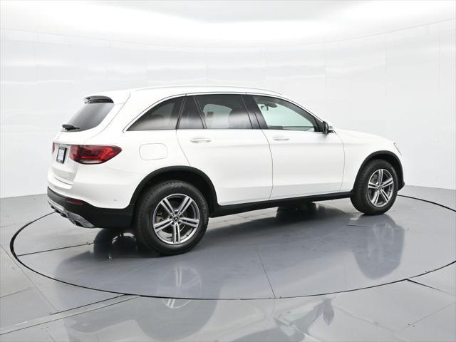 Photo of 2021 Polar White Mercedes-Benz GLC 300