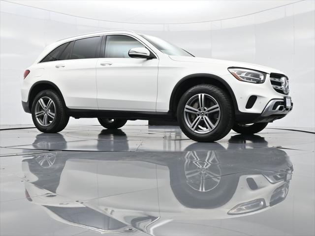 Photo of 2021 Polar White Mercedes-Benz GLC 300