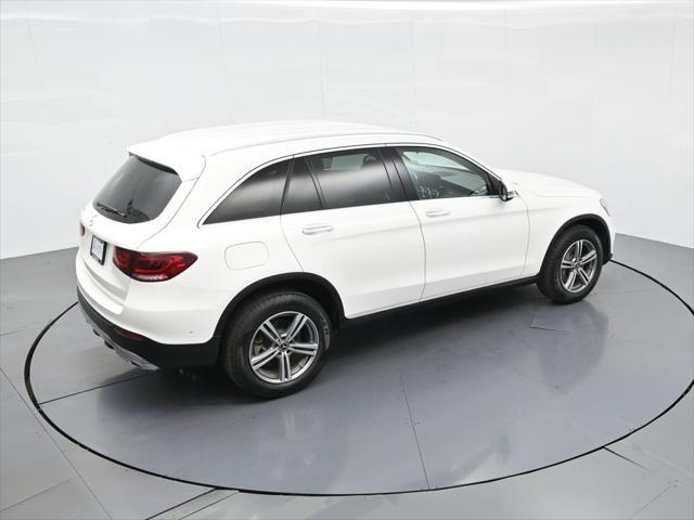 Photo of 2021 Polar White Mercedes-Benz GLC 300