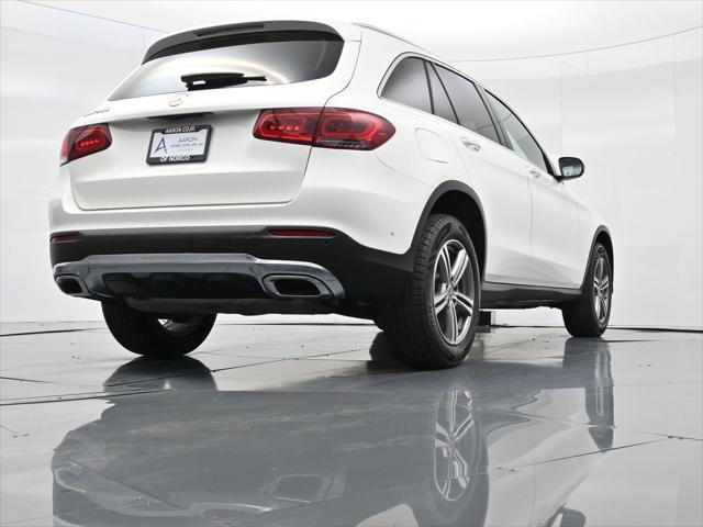 Photo of 2021 Polar White Mercedes-Benz GLC 300
