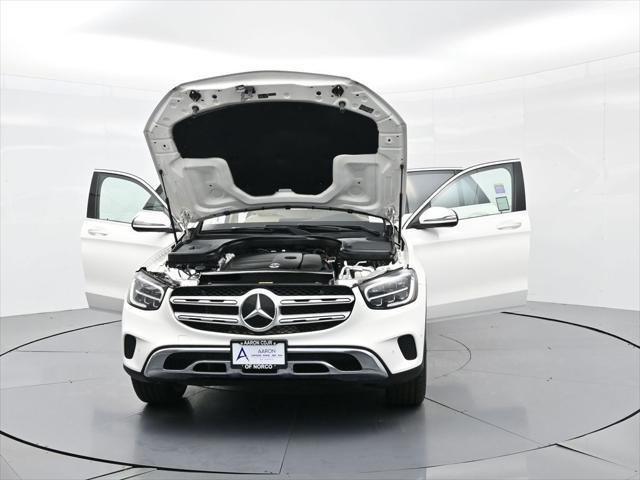 Photo of 2021 Polar White Mercedes-Benz GLC 300