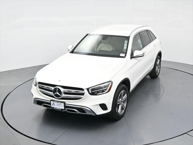 Photo of 2021 Polar White Mercedes-Benz GLC 300