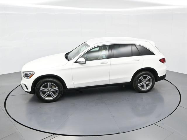 Photo of 2021 Polar White Mercedes-Benz GLC 300