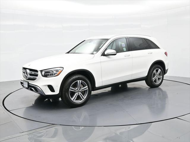 Photo of 2021 Polar White Mercedes-Benz GLC 300